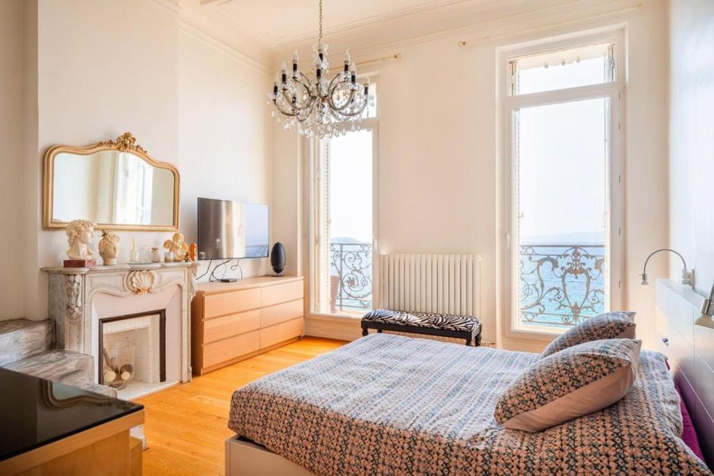 Appartement Sur La Corniche Kennedy Face A La Mer Марсель Екстер'єр фото