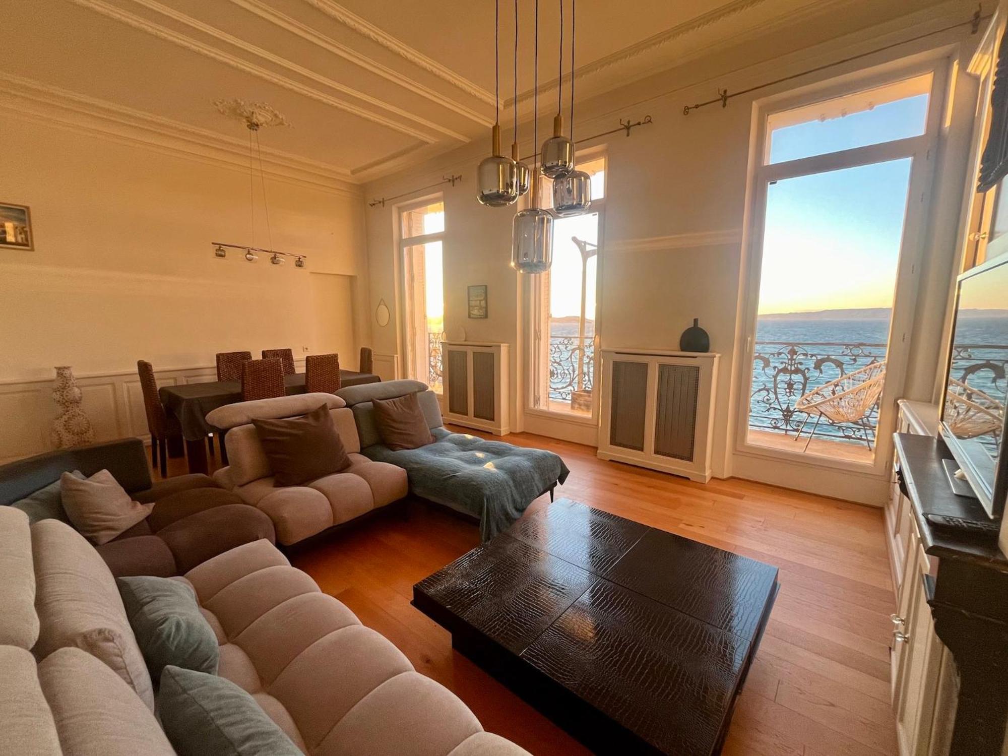 Appartement Sur La Corniche Kennedy Face A La Mer Марсель Екстер'єр фото