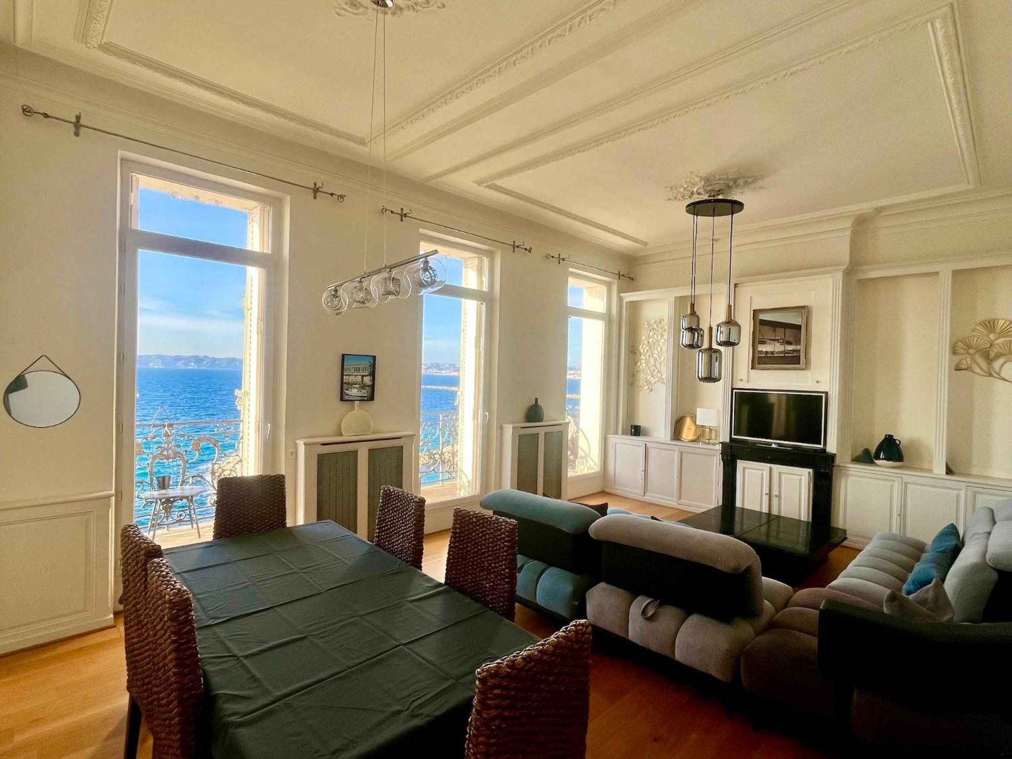 Appartement Sur La Corniche Kennedy Face A La Mer Марсель Екстер'єр фото